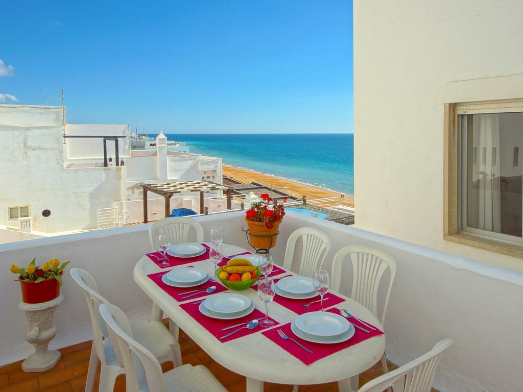 Inn The Beach Apartments Albufeira Room photo