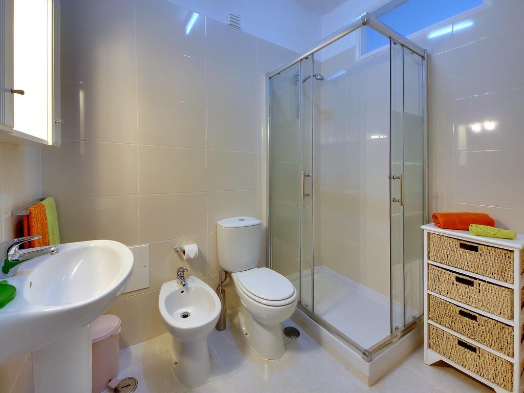 Inn The Beach Apartments Albufeira Room photo